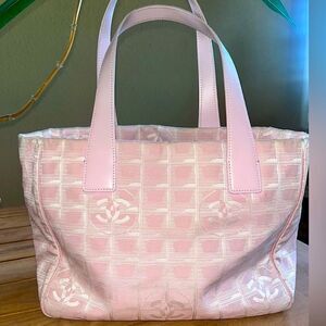 CHANEL Pink CC logo Travel  Ligne Tote